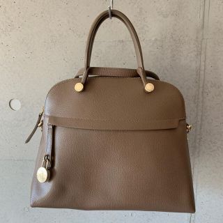 フルラ(Furla)の最終値下げ！希少人気色！FURLA フルラ パイパー　グレージュ(ハンドバッグ)