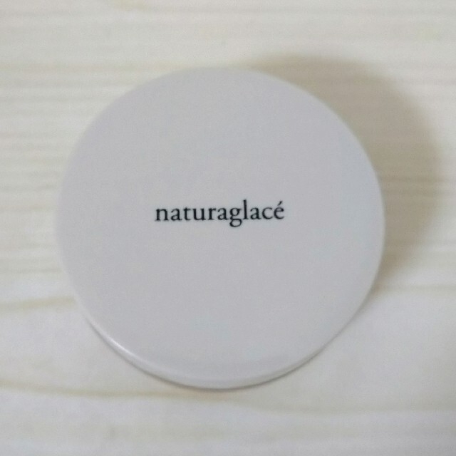 naturaglace(ナチュラグラッセ)のナチュラグラッセ　ルースパウダー01 コスメ/美容のベースメイク/化粧品(フェイスパウダー)の商品写真