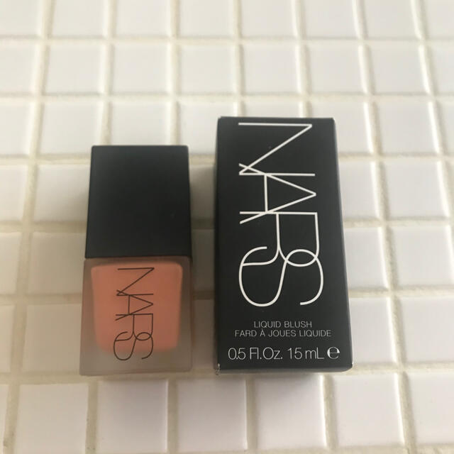 NARS(ナーズ)のNARS リキッドブラッシュ　5157  ラスター　シアーゴールデンアプリコット コスメ/美容のベースメイク/化粧品(チーク)の商品写真