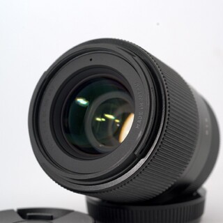 シグマ(SIGMA)の軽くて明るい単焦点レンズ　30mm F1.4 DC DN ソニーEマウント用(レンズ(単焦点))