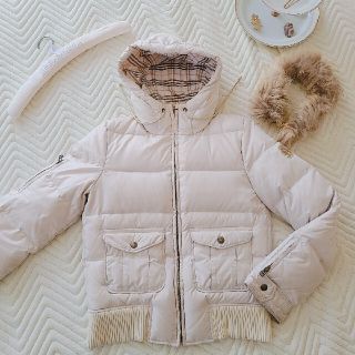 バーバリー Burberry ホワイト ダウンコート レディース の通販 16点 バーバリーのレディースを買うならラクマ バーバリー Burberry ホワイト ダウンコート レディース の通販 16点 バーバリーのレディースを買うならラクマ