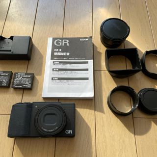 リコー(RICOH)のRICOH リコー GR GR 2 GR2 コンバージョンレンズ 充電パック2個(コンパクトデジタルカメラ)