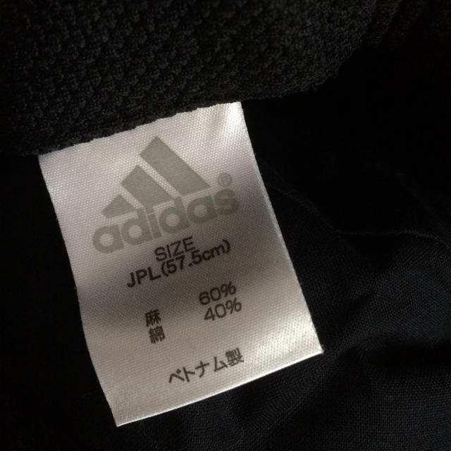 adidas(アディダス)のadidas バケットハット レディースの帽子(ハット)の商品写真