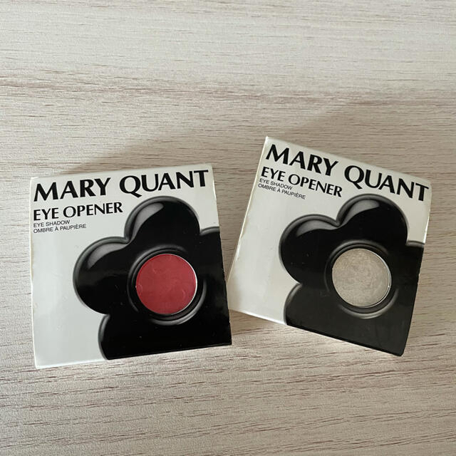 MARY QUANT(マリークワント)のMARY QUANT アイシャドウ2点セット コスメ/美容のベースメイク/化粧品(アイシャドウ)の商品写真