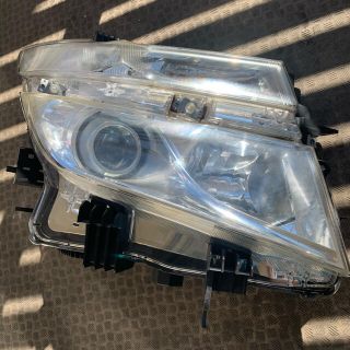 日産 - 中古 日産 エルグランド E52 ヘッドライト 右 KOITOの通販 by