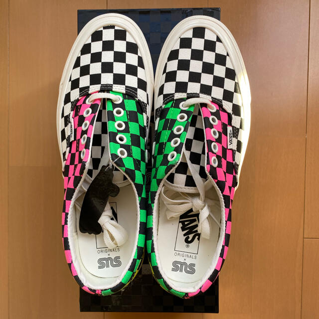 VANS(ヴァンズ)のVANS エラ　SNS 限定コラボ  27センチ　レア メンズの靴/シューズ(スニーカー)の商品写真