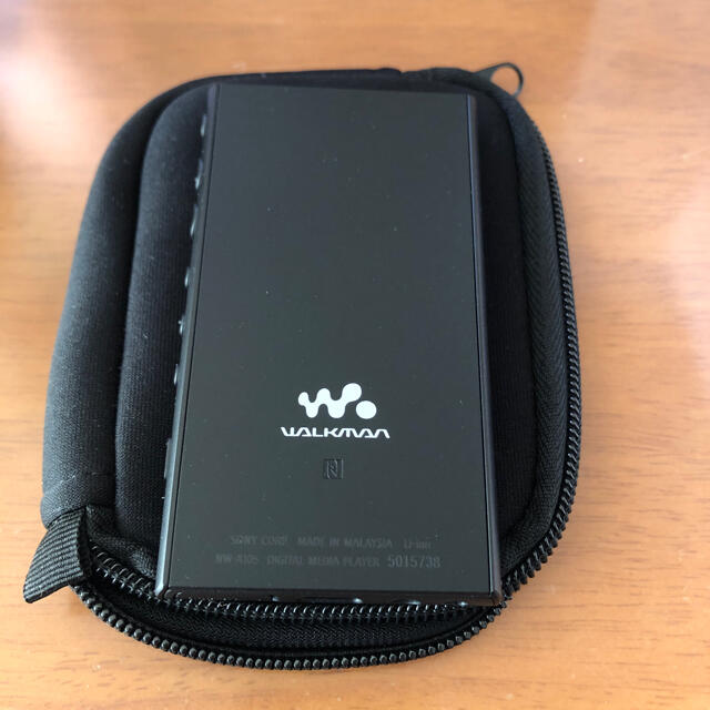 WALKMAN(ウォークマン)の【4470様専用】SONY ウォークマン 16GB NW-A100  ブラック スマホ/家電/カメラのオーディオ機器(ポータブルプレーヤー)の商品写真