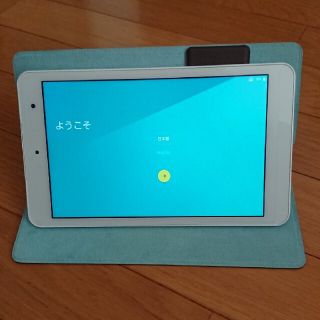 キョウセラ(京セラ)のタブレット 8インチ au(タブレット)