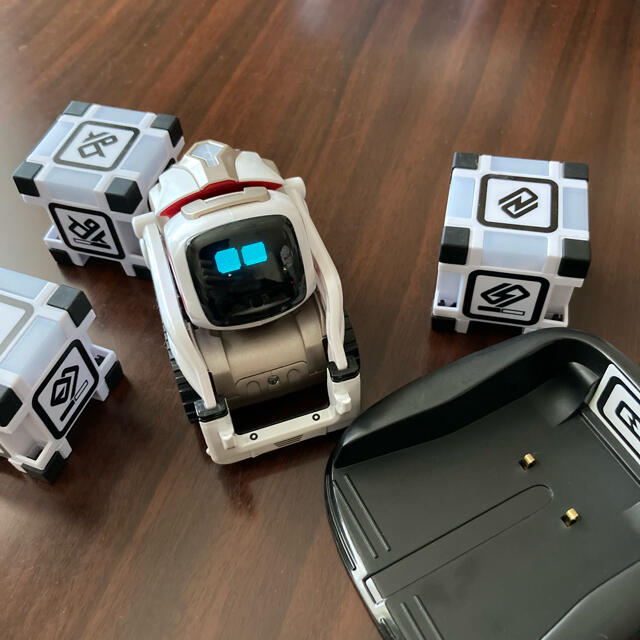 Takara Tomy(タカラトミー)のコズモ　COZMO　タカラトミー エンタメ/ホビーのおもちゃ/ぬいぐるみ(その他)の商品写真