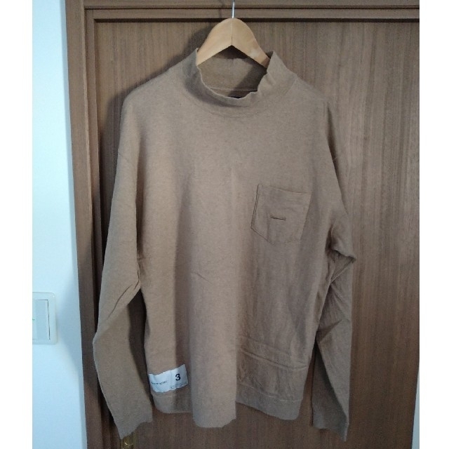 W)taps(ダブルタップス)のDESCENDANT TURTOISE MOCK NECK LS  BEIGE  メンズのトップス(Tシャツ/カットソー(七分/長袖))の商品写真