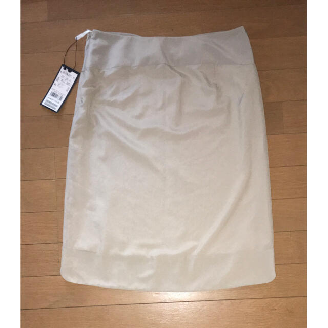 ICB(アイシービー)のタイトスカート レディースのスカート(ひざ丈スカート)の商品写真