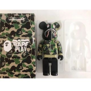 アベイシングエイプ(A BATHING APE)のBE@RBRICK BAPE CAMO SHARK 400％ ベアブリック(フィギュア)