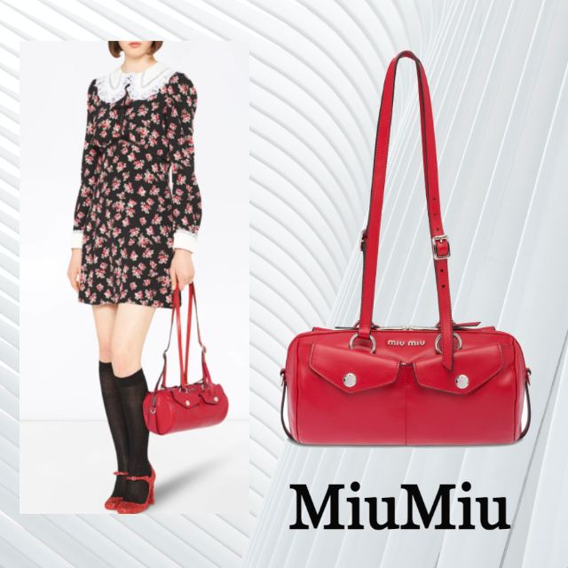 ☆SALE☆【MiuMiu】ロゴ　ファスナーショルダーハンドバック