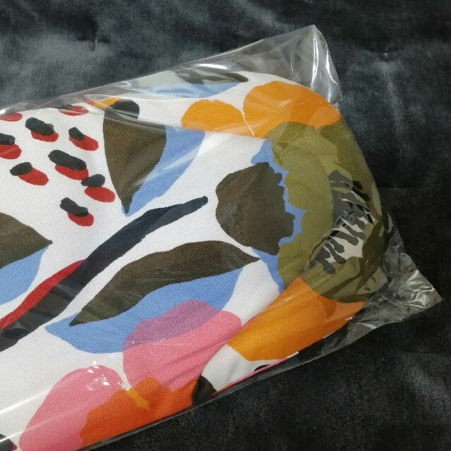 marimekko(マリメッコ)のmarimekko ミトン インテリア/住まい/日用品のキッチン/食器(収納/キッチン雑貨)の商品写真