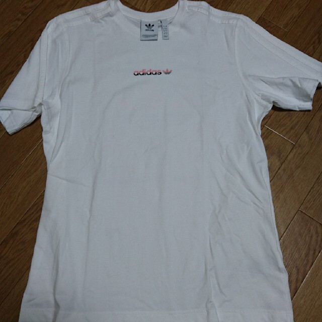 adidas(アディダス)のアディダスTシャツ ホワイト メンズのトップス(Tシャツ/カットソー(半袖/袖なし))の商品写真