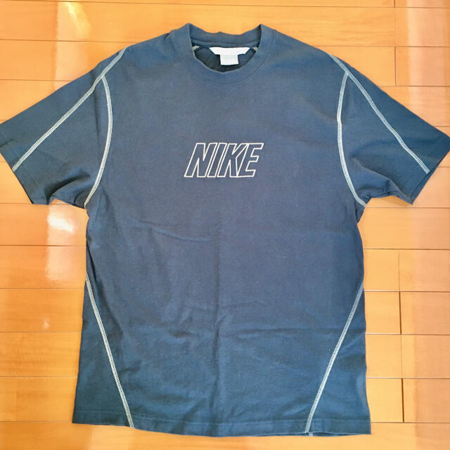 NIKE(ナイキ)のNIKEナイキ Tシャツ ネイビー色 メンズのトップス(Tシャツ/カットソー(半袖/袖なし))の商品写真