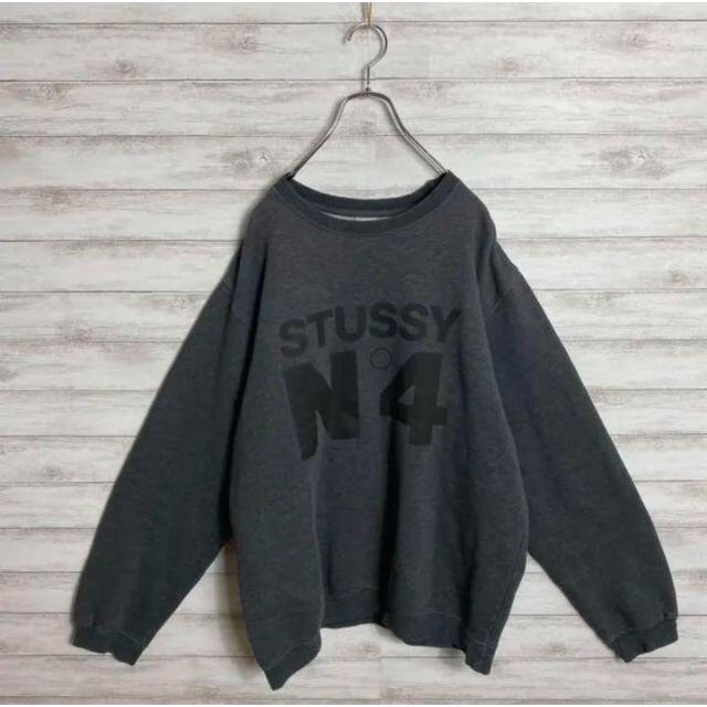 STUSSY(ステューシー)の【入手困難】ステューシー　N°4 デカロゴ　ダークグレー　スウェット メンズのトップス(スウェット)の商品写真