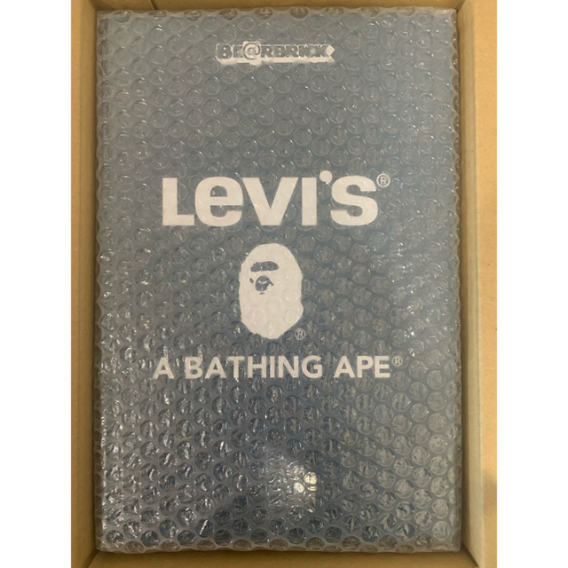 A BATHING APE(アベイシングエイプ)のBE@RBRICK BAPE x Levi’s 100% & 400% エンタメ/ホビーのフィギュア(その他)の商品写真