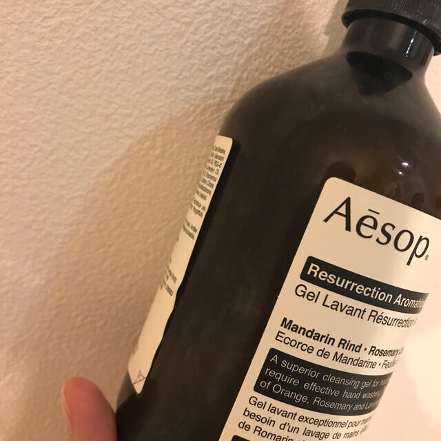 Aesop(イソップ)のAēsop イソップ Aesop 空ボトル　ハンドソープ　ポンプ付き インテリア/住まい/日用品のキッチン/食器(容器)の商品写真