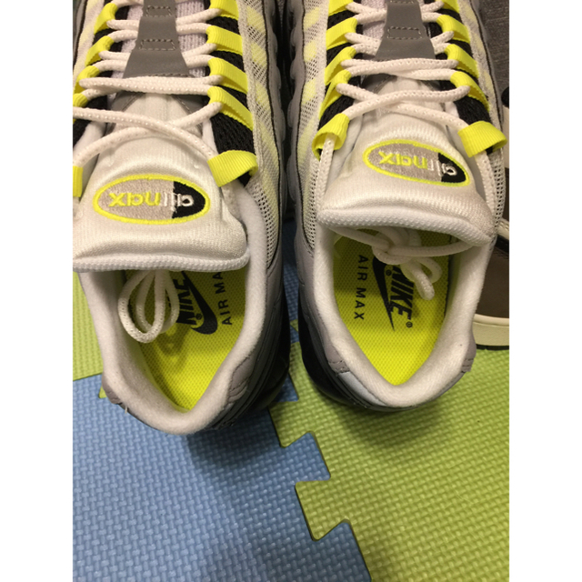 NIKE(ナイキ)のNIKE AIR MAX 95 OG NEON YELLOW 2020 28 メンズの靴/シューズ(スニーカー)の商品写真