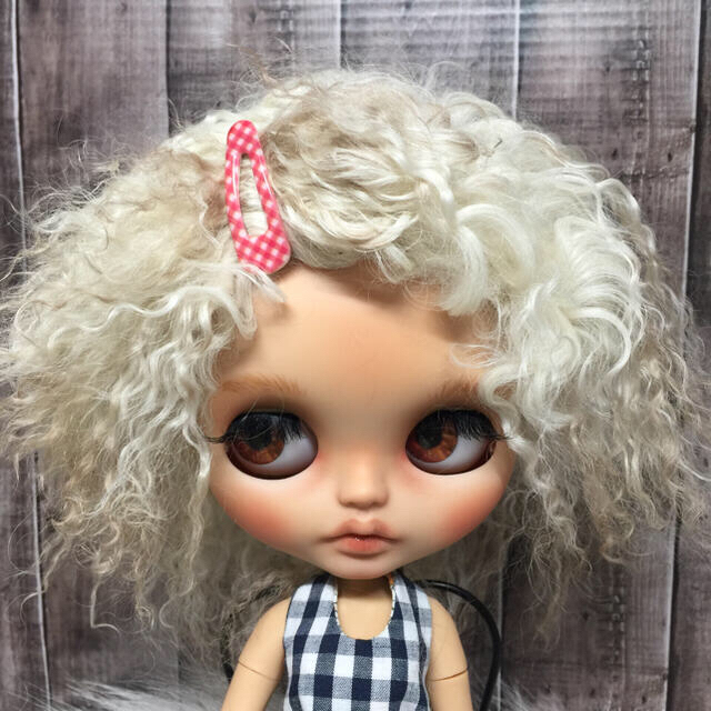 blythe_w-102モカトップアイボリー✨チベットラムフルスキンウィッグ