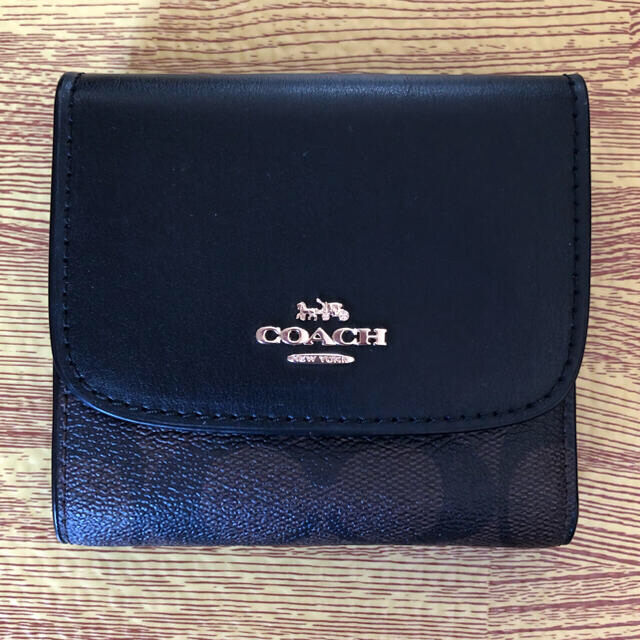 COACH(コーチ)の新品【COACH】シグネチャー 折り財布 レディースのファッション小物(財布)の商品写真