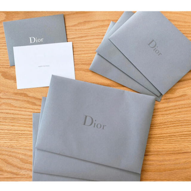 Gucci(グッチ)の専用ページ　GUCCI Dior メッセージカード ハンドメイドの文具/ステーショナリー(カード/レター/ラッピング)の商品写真