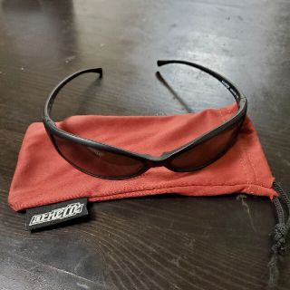 Arnette(サングラス/メガネ)のフリマアイテム一覧 Arnette(サングラス/メガネ)のフリマアイテム一覧