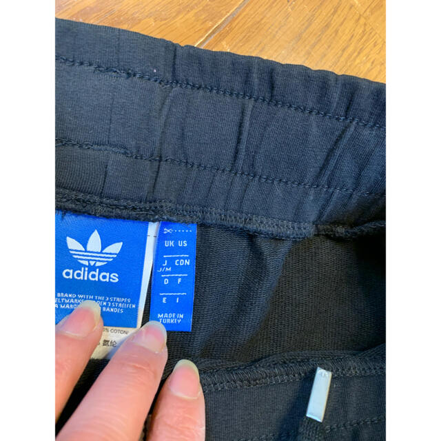 adidas(アディダス)のsakura様専用です☆adidasオリジナルス☆スカート レディースのスカート(ひざ丈スカート)の商品写真