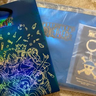 シュウウエムラ ポーチの通販 2 000点以上 Shu Uemuraを買うならラクマ シュウウエムラ ポーチの通販 2 000点以上 Shu Uemuraを買うならラクマ
