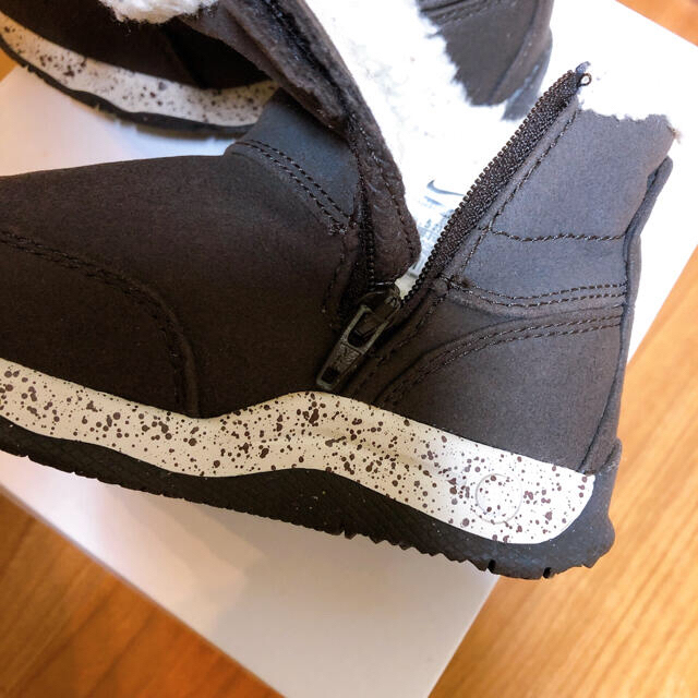 NIKE(ナイキ)のNIKE LITTLE CHUKKA MOC ナイキ リトル チャッカモック キッズ/ベビー/マタニティのベビー靴/シューズ(~14cm)(スニーカー)の商品写真