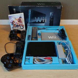 ウィー(Wii)の【美品】任天堂Wii 本体 純正コントローラー×2 ＆ 戦国無双3 セット(家庭用ゲーム機本体)