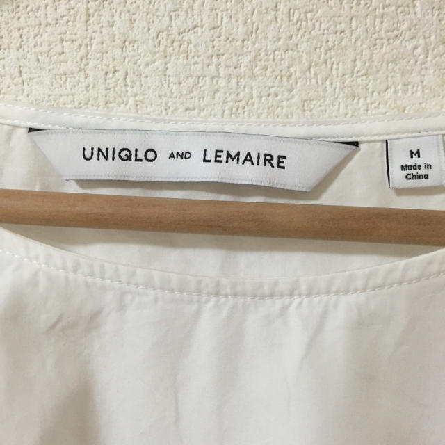 LEMAIRE(ルメール)のユニクロand LEMAIRE レディースのトップス(シャツ/ブラウス(半袖/袖なし))の商品写真