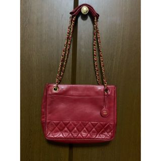 シャネル(CHANEL)の早い者勝ち！一万円お値下げ中♡CHANELマトラッセ　チェーンバッグ　保証書付(ショルダーバッグ)