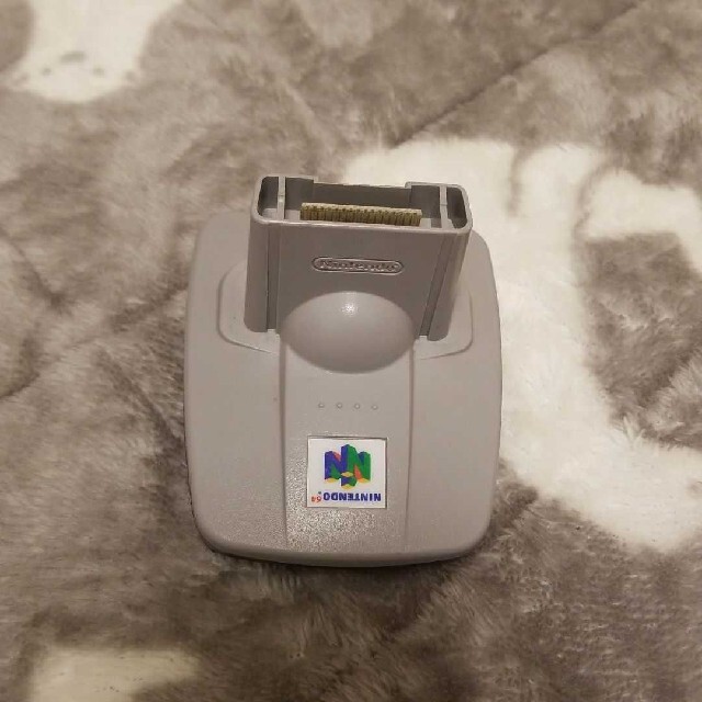 NINTENDO 64(ニンテンドウ64)のかのさん専用ニンテンドー64 用 64GBパック エンタメ/ホビーのゲームソフト/ゲーム機本体(家庭用ゲーム機本体)の商品写真