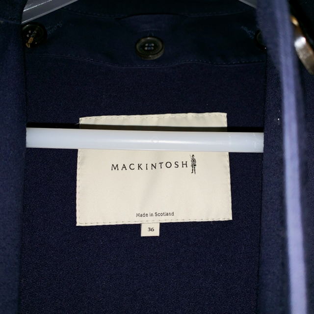 MACKINTOSH マッキントッシュ ゴム引き ステンカラー コート レディースのジャケット/アウター(ロングコート)の商品写真