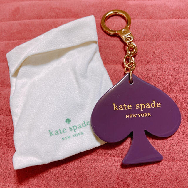 kate spade new york(ケイトスペードニューヨーク)の値下げ⭐︎【新品・未使用】ケイトスペード　キーホルダー　キーリング レディースのファッション小物(キーホルダー)の商品写真