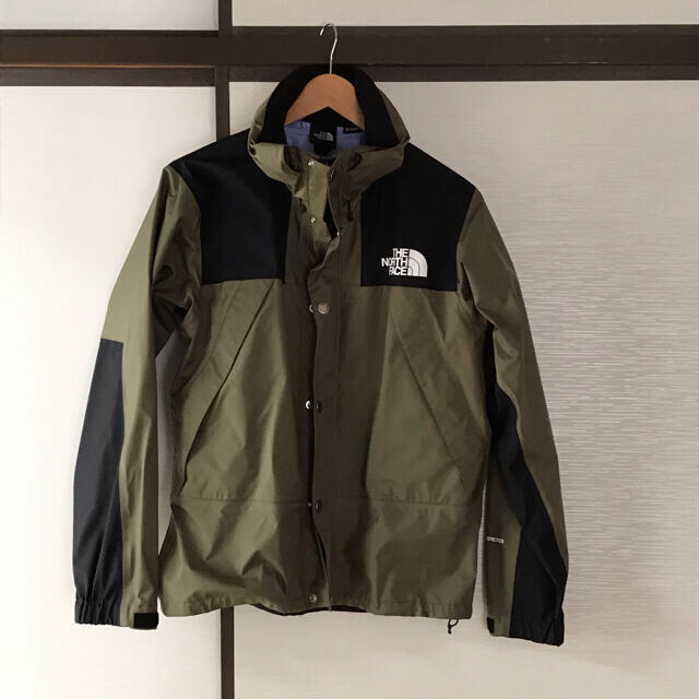 貴重な色 NORTH FACE マウンテンパーカーMサイズ ノースフェイス