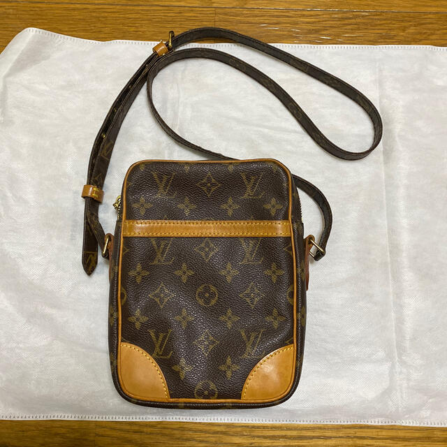 LOUIS VUITTON(ルイヴィトン)のLOUIS VUITTON ダヌーブ　ショルダーバック レディースのバッグ(ショルダーバッグ)の商品写真