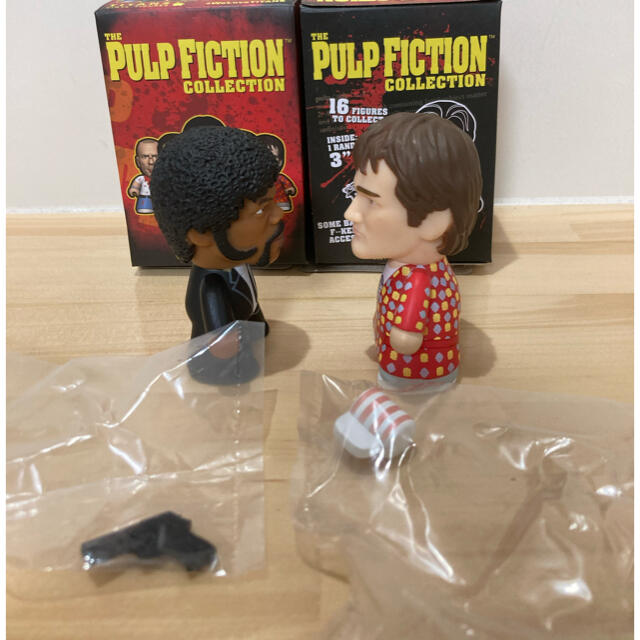 PULP FICTION フィギュア　2体