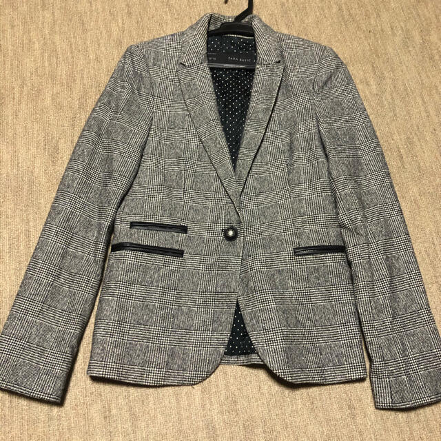 ZARA(ザラ)のZARAジャケット レディースのジャケット/アウター(テーラードジャケット)の商品写真