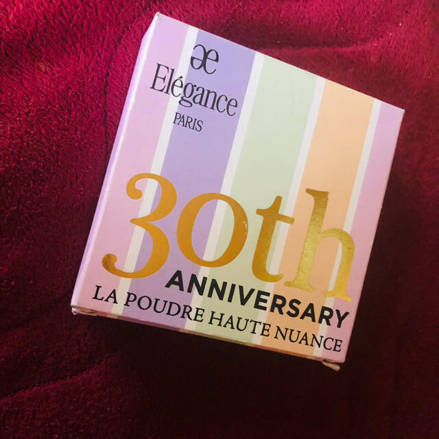 Elégance.(エレガンス)のエレガンス　ラ　プードル　オートニュアンス　30th記念限定　スワロフスキー付き コスメ/美容のベースメイク/化粧品(フェイスパウダー)の商品写真