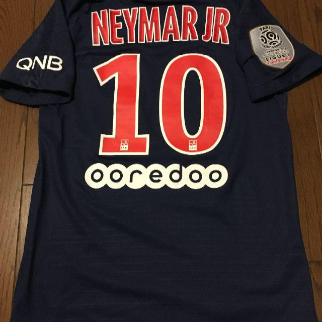 NIKE(ナイキ)のPSG パリサンジェルマン 18/19 No.10 ネイマール オーセンティック スポーツ/アウトドアのサッカー/フットサル(ウェア)の商品写真