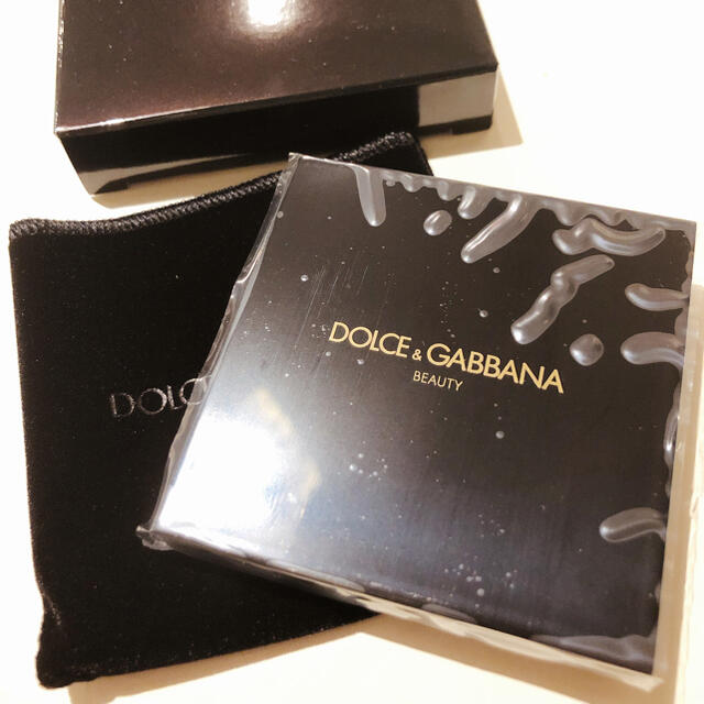 DOLCE&GABBANA(ドルチェアンドガッバーナ)のドルチェアンドガッバーナ　ビューティ　手鏡　ミラー　鏡　 レディースのファッション小物(ミラー)の商品写真