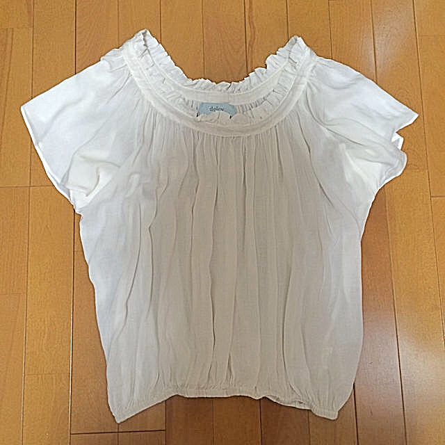 deicy(デイシー)のdeicy♡白トップスバックリボンつき♡ レディースのトップス(カットソー(半袖/袖なし))の商品写真