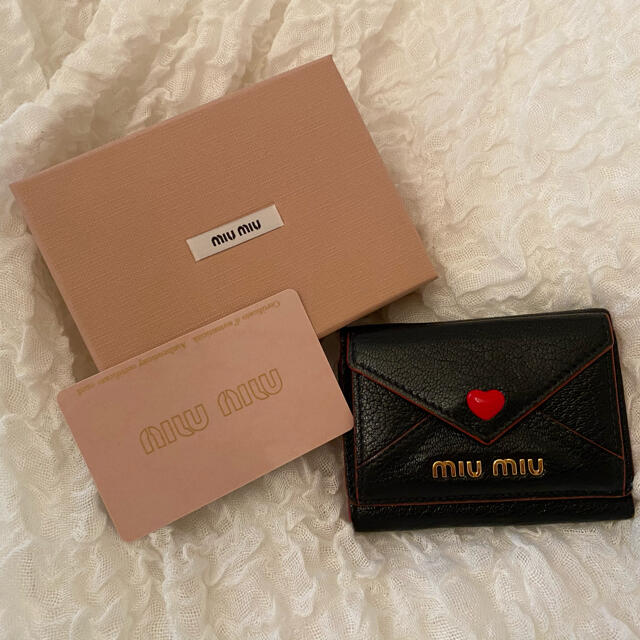 ミュウミュウ　ラブレター　ミニ財布　miumiu