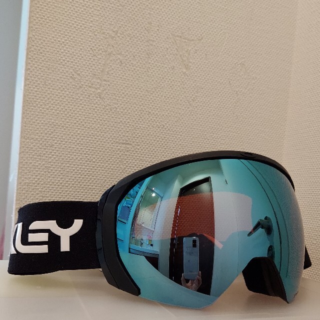 Oakley(オークリー)のOAKLEYフライトパスXL 20-21シーズンモデル スポーツ/アウトドアのスノーボード(ウエア/装備)の商品写真