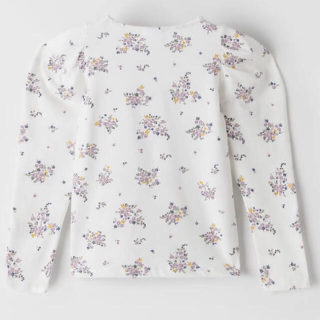 ZARA(ザラ)の新品☆ZARA ザラ 小花柄バルーンスリーブトップス レディースのトップス(Tシャツ(長袖/七分))の商品写真