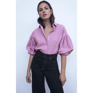 ザラ(ZARA)の新品☆ZARA ザラ バルーンスリーブトップス(シャツ/ブラウス(半袖/袖なし))