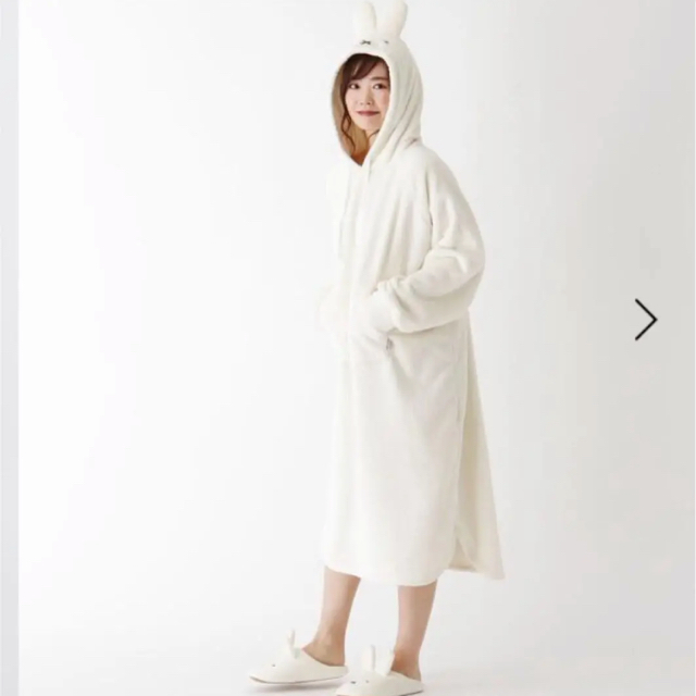 INDEX(インデックス)のこむぎこ様専用★★miffy×indexインデックス ふわもこ ルームワンピース レディースのルームウェア/パジャマ(ルームウェア)の商品写真